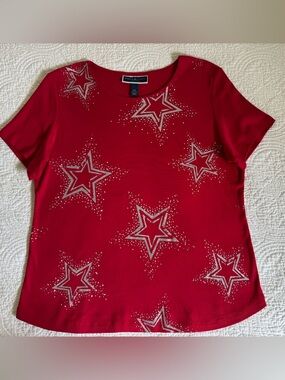 Karen Scott Red Short Sleeve Top with White Star Embellishments, PXL 🦋